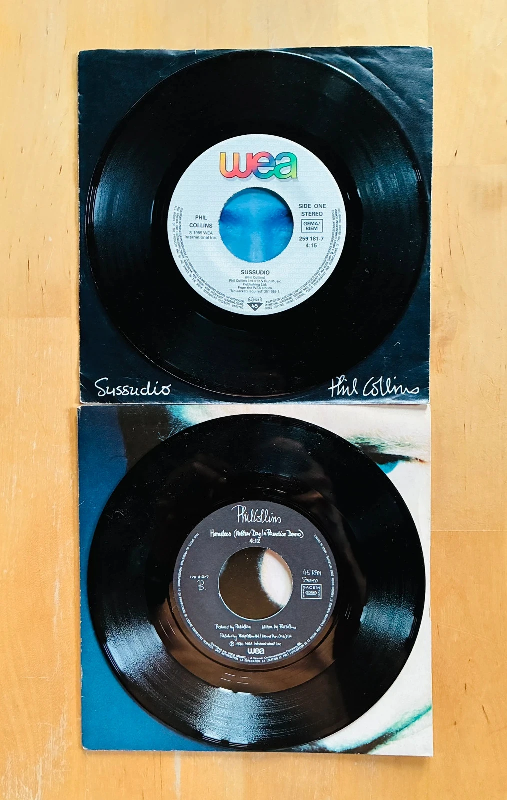 Lote de 2 discos de vinil 45T Phil Collins: Sussudio e I wish it would rain down. – photo 3